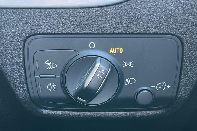 AUDI Q2 Photo 33