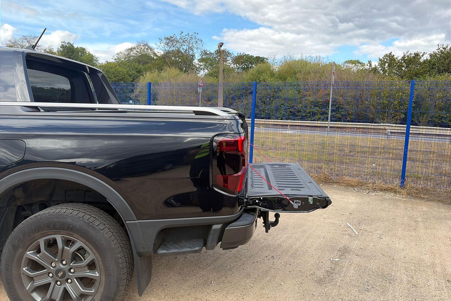 Ford RANGER Photo 4
