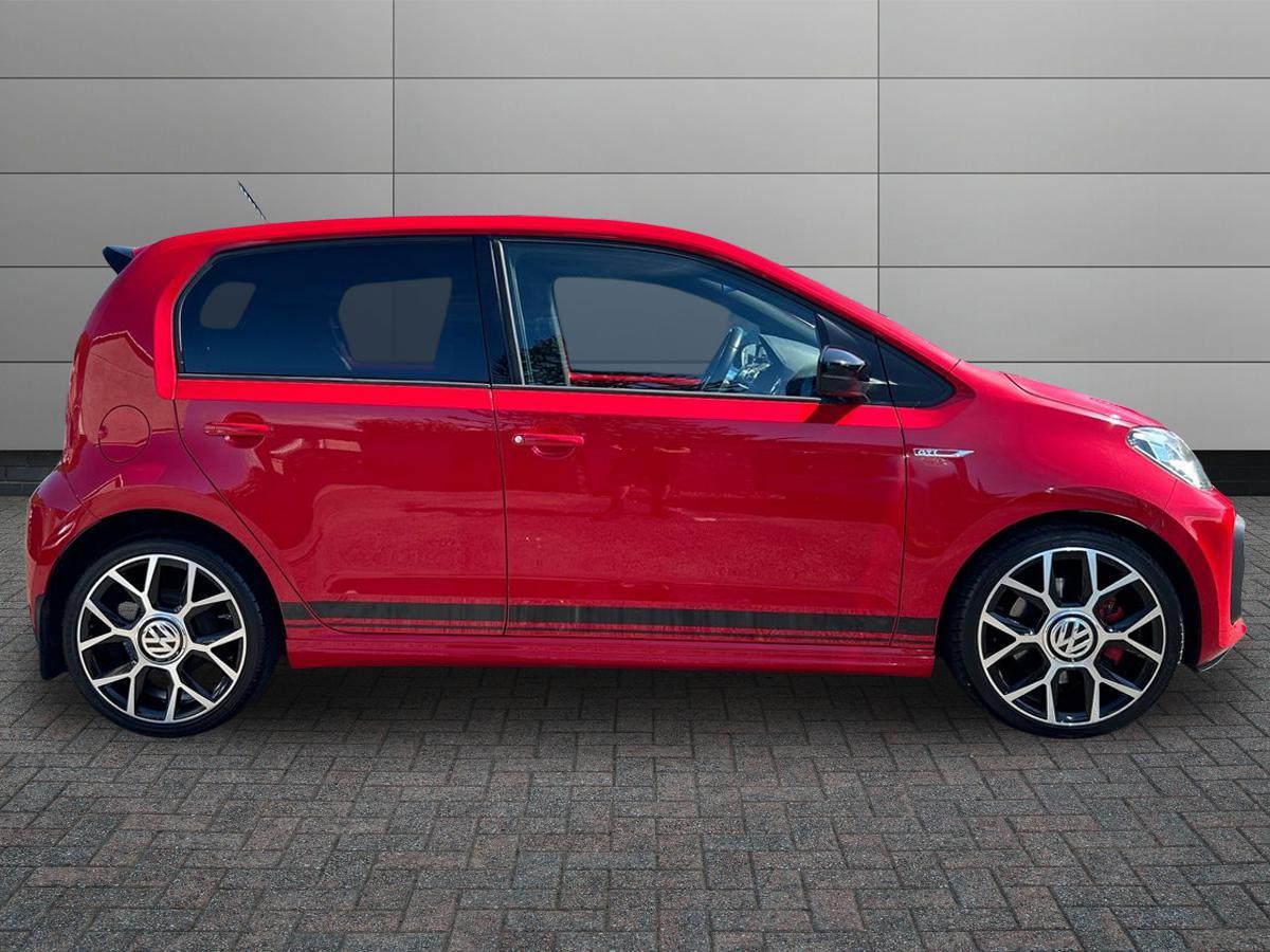 Volkswagen up! Photo autoimg-157b8e8d9cd8a062be1101ca8554a83b2f0d1974.jpg