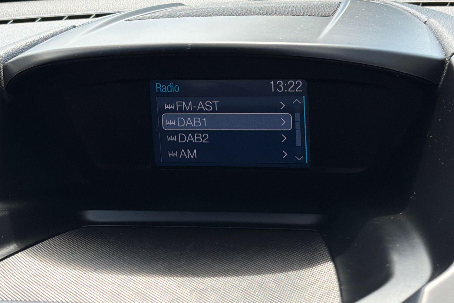 Ford KUGA Photo 34