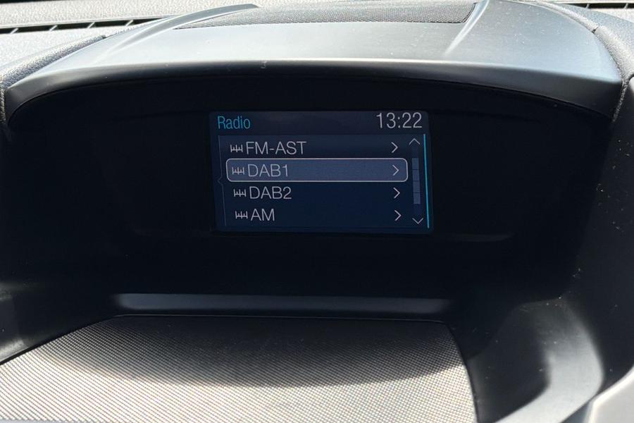 Ford KUGA Photo autoimg-157c758884f83f00dcdd963fe306322827f29325.jpg