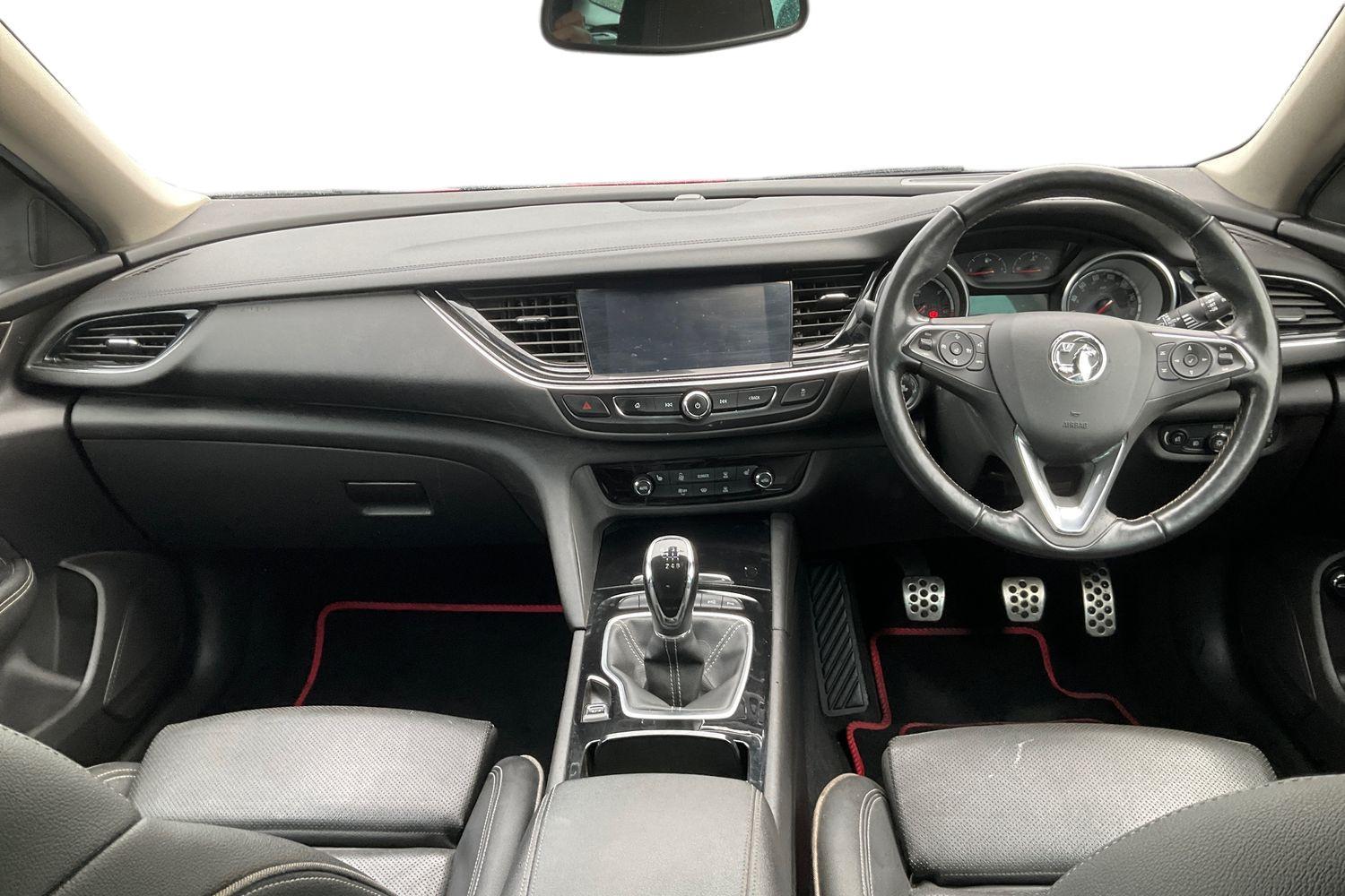 Vauxhall INSIGNIA Photo 9