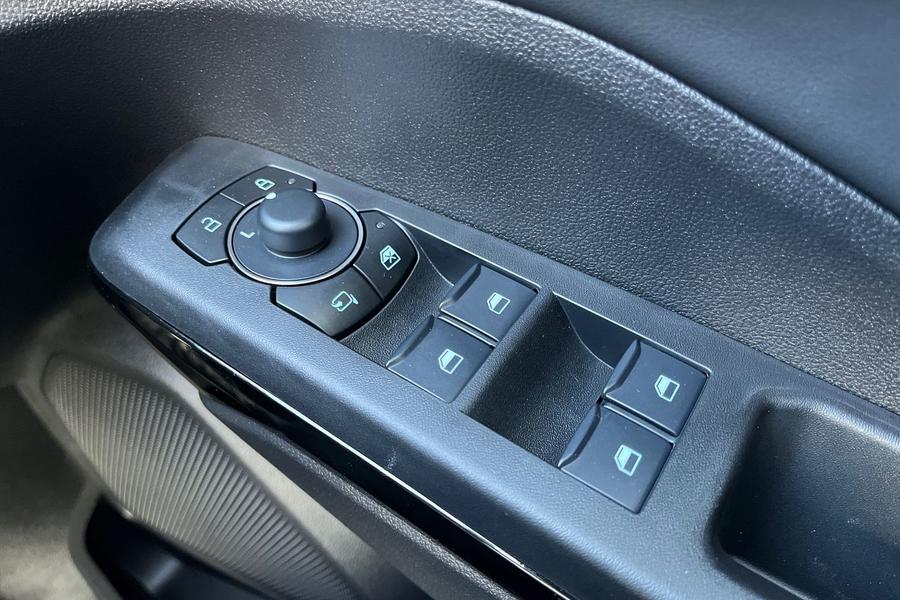 Ford PUMA Photo autoimg-1585e3c31ebb1f4953f993181532e5b7f3f646a4.jpg