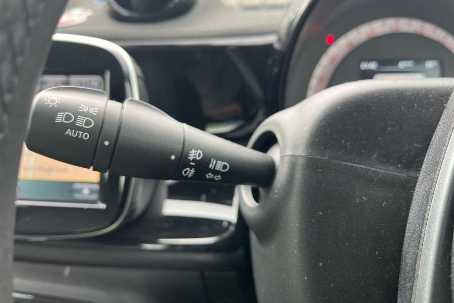 smart FORTWO COUPE Photo autoimg-158815567676bf50c345bb19f924fd2a1bfa4e2b.jpg