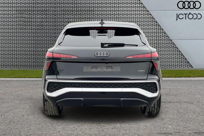 AUDI  Q3 Sportback Photo 7
