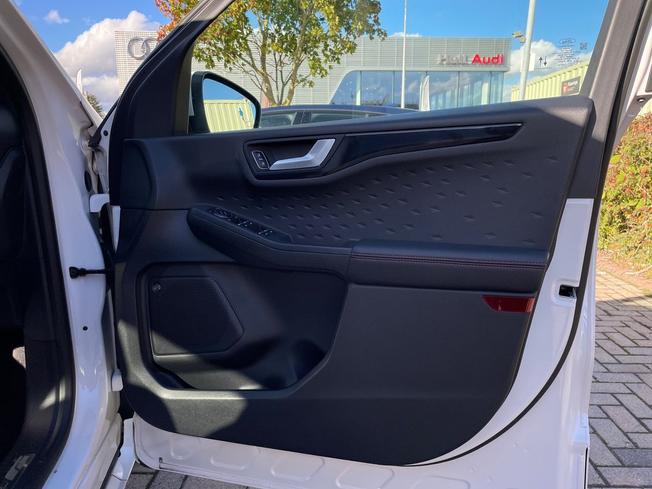 FORD Kuga Photo 47