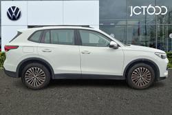 VOLKSWAGEN Tiguan Photo 4