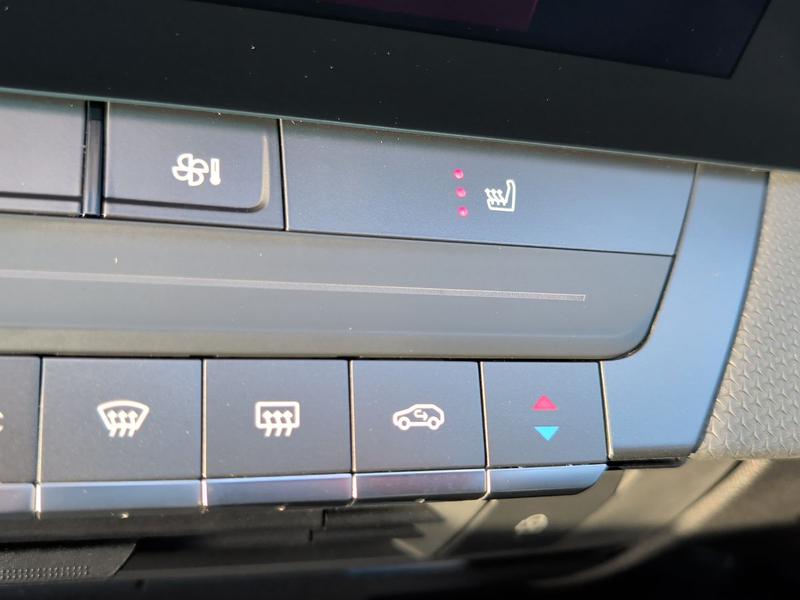 Used Vauxhall Astra BJ73UXY 40