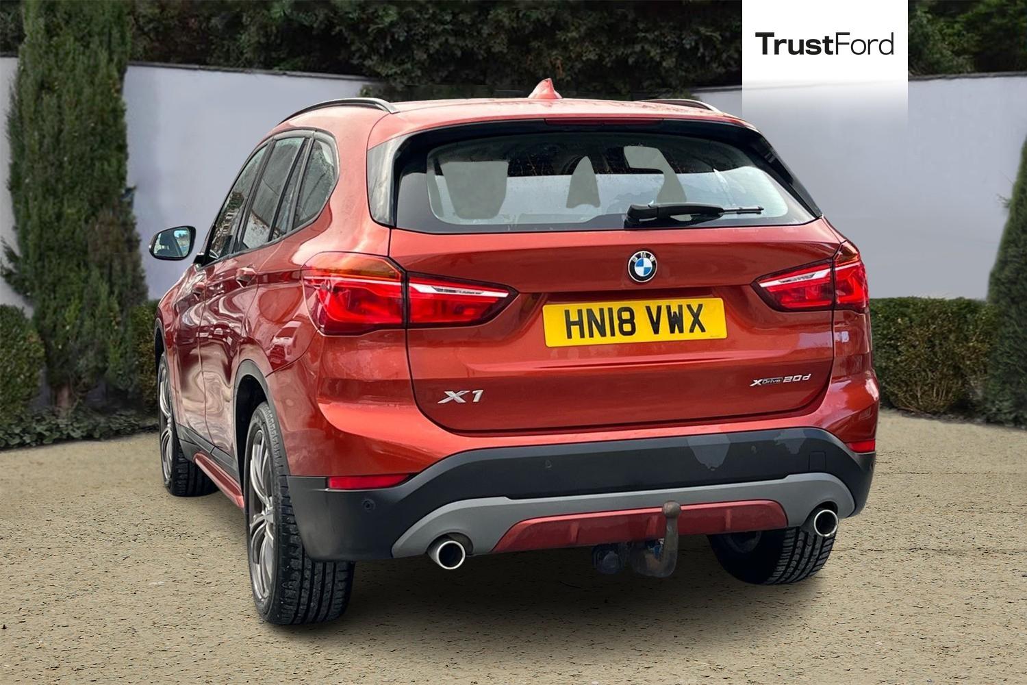 BMW X1 Photo 1