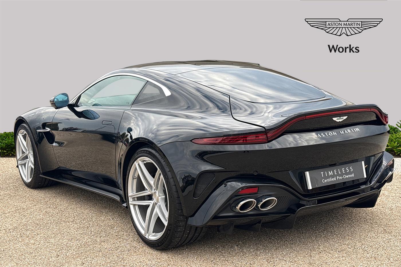 Aston Martin Vantage 2025