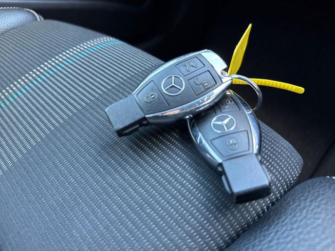 MERCEDES-BENZ CLA Class Photo 47