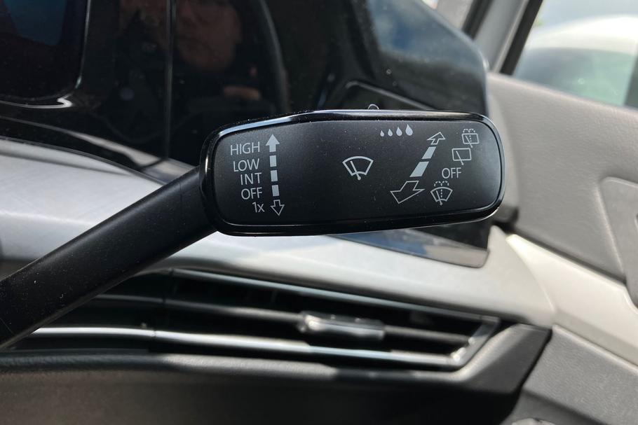 Used Volkswagen GOLF 15