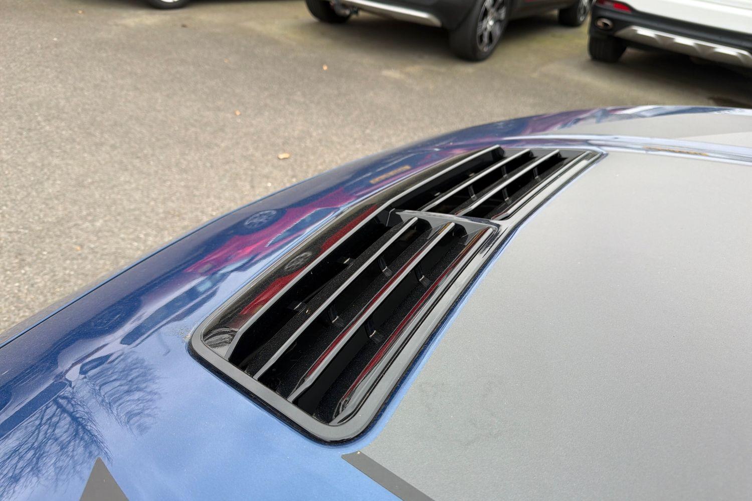 Ford MUSTANG Photo 31