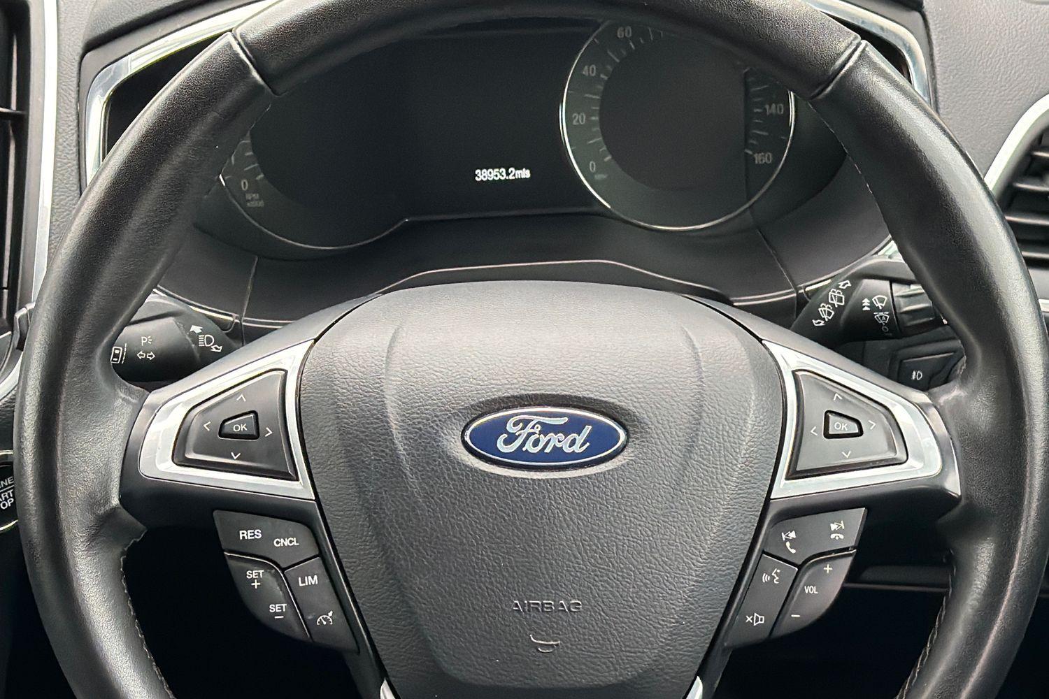 Ford S-MAX Photo 11