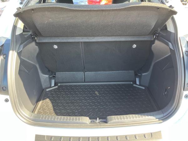 Toyota Yaris Photo autoimg-15a532f4478cc4ee8c6be4a102f4f7c3841100a3.jpg