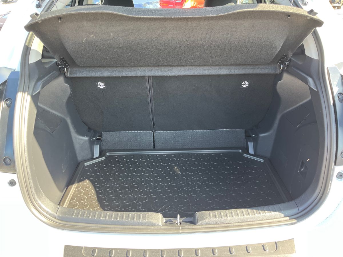 Toyota Yaris Photo 21
