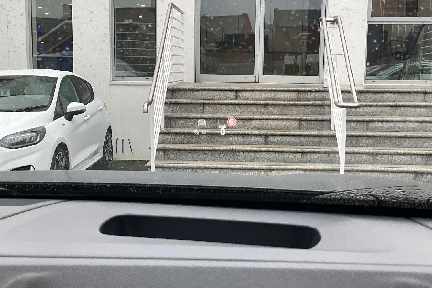 Ford Explorer Photo 31