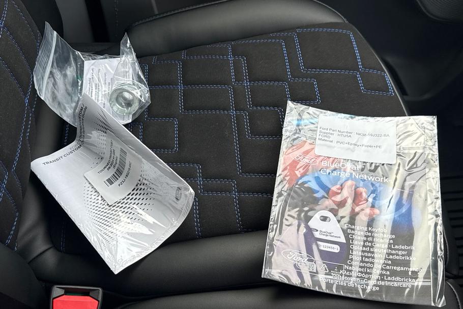 Used Ford E-TRANSIT CUSTOM YB75VXP 39