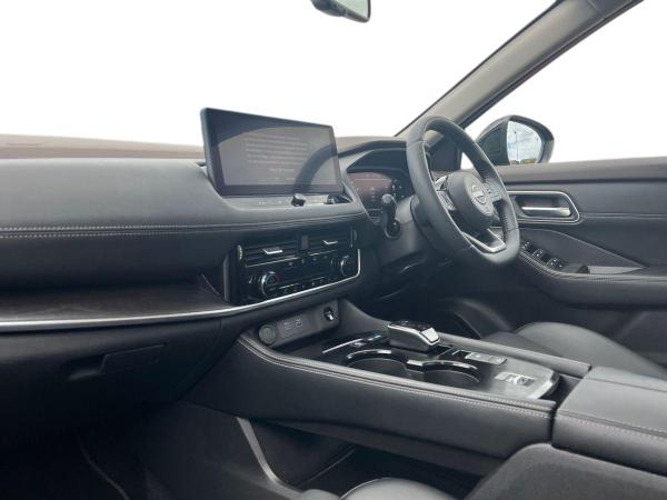 Nissan X-Trail Photo autoimg-15a873877980138e3b54355c18b96ea5ea5b4c41.jpg