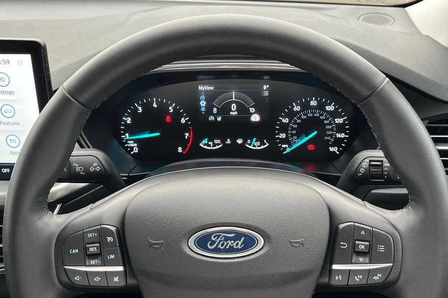 Ford FOCUS Photo autoimg-15a87579f5b8643328bfb87d0dc0d935d972ecae.jpg