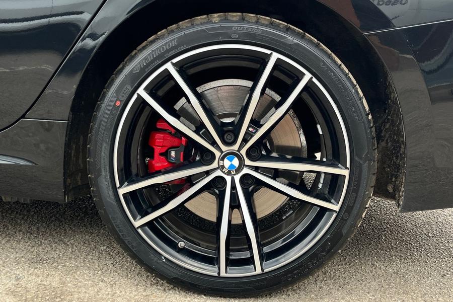 BMW 3 Series Photo autoimg-15a9d88a1abda78677c9c2c75db67f199798fb3b.jpg