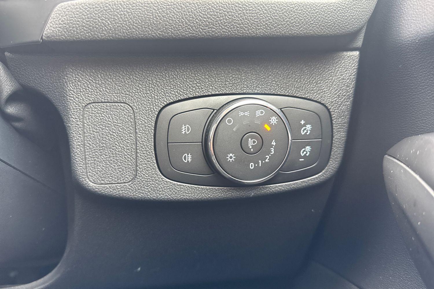 Ford FOCUS Photo 33