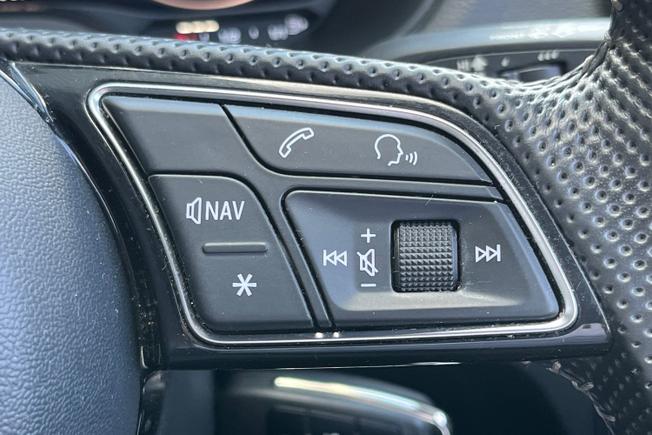 AUDI Q2 Photo 17
