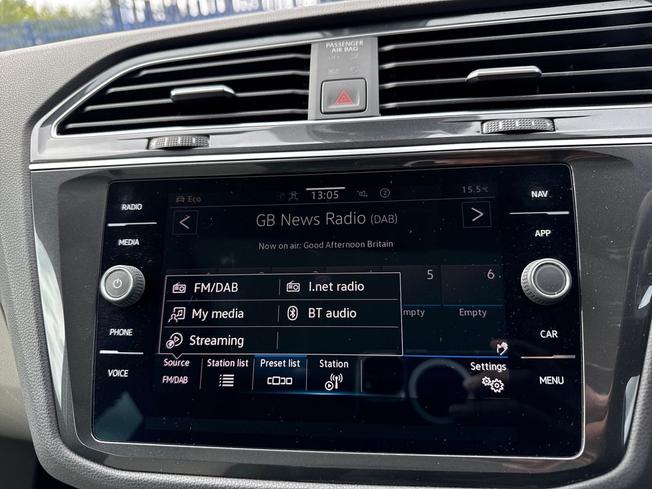 VOLKSWAGEN Tiguan Photo 37