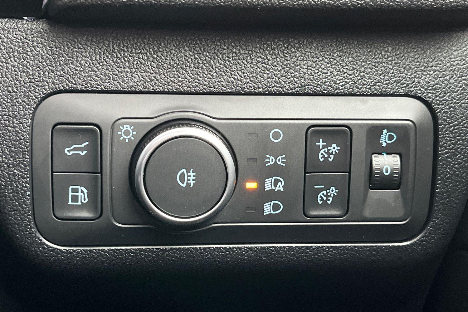 Ford KUGA Photo 32