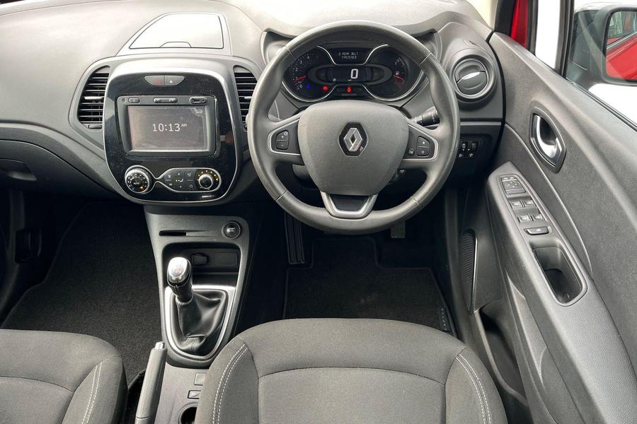 Renault CAPTUR Photo autoimg-15b741c3196c599c11cde321682cae283ff8bef9.jpg