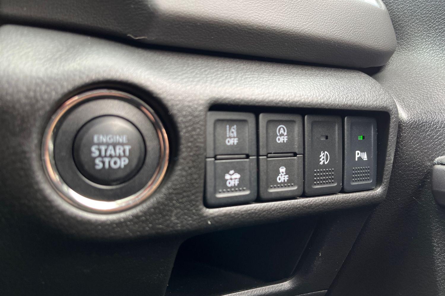 Suzuki S-CROSS Photo 22