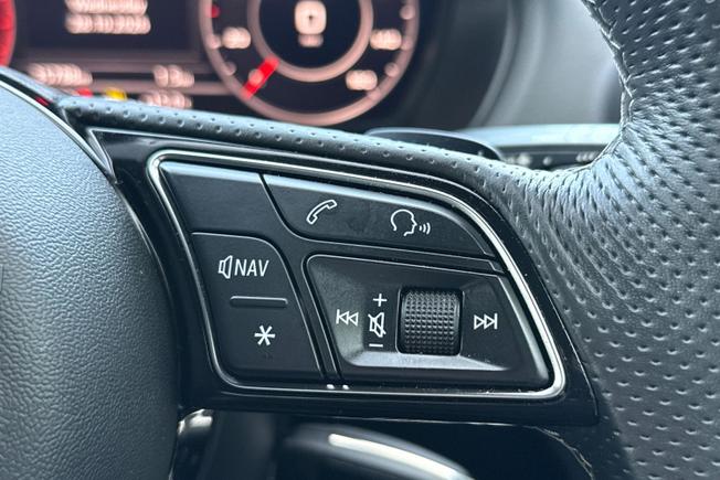 Audi Q2 Photo 18