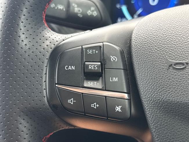 FORD Focus Photo 16