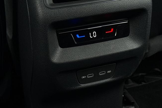 VOLKSWAGEN Tiguan Photo 41