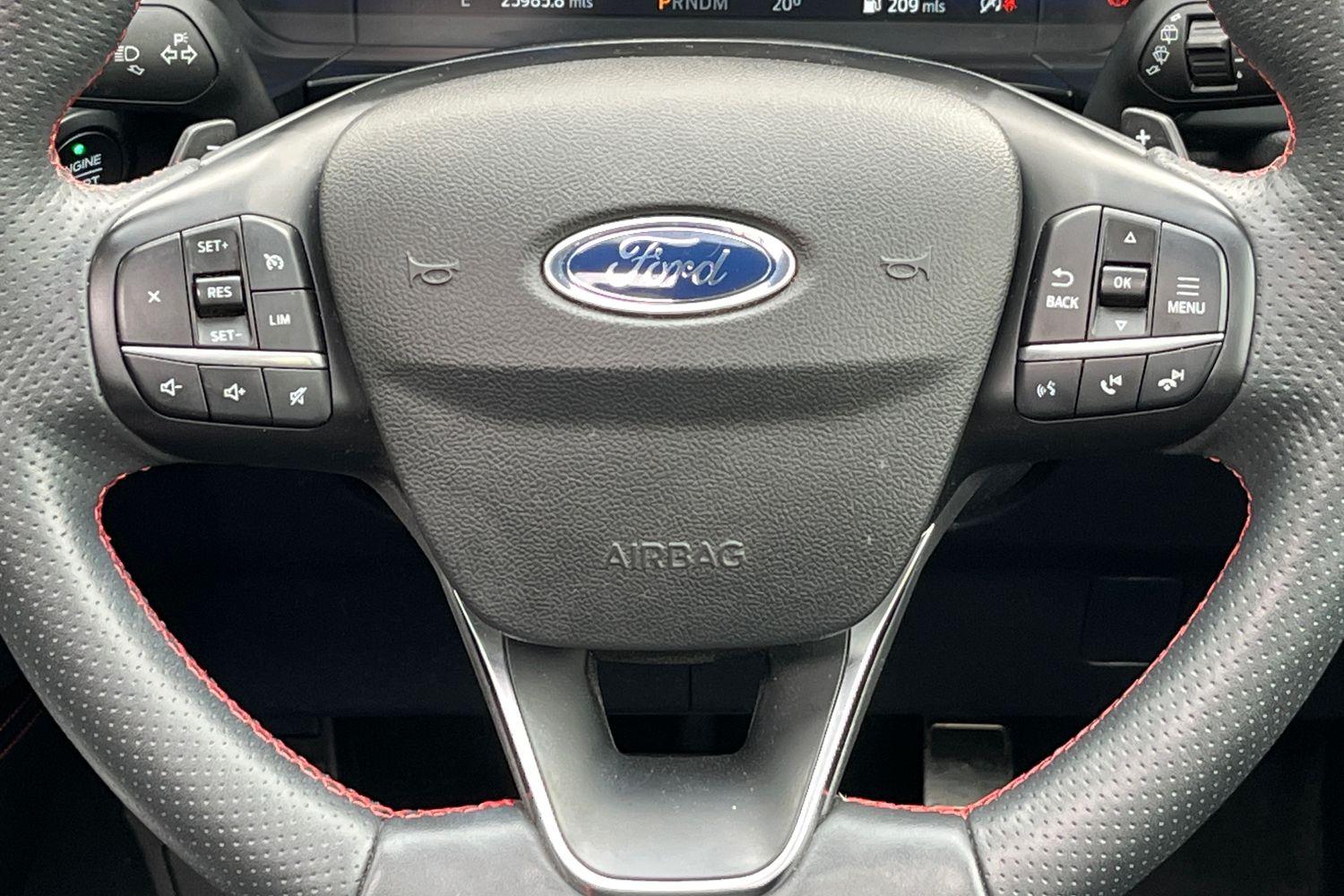 Ford KUGA Photo 11