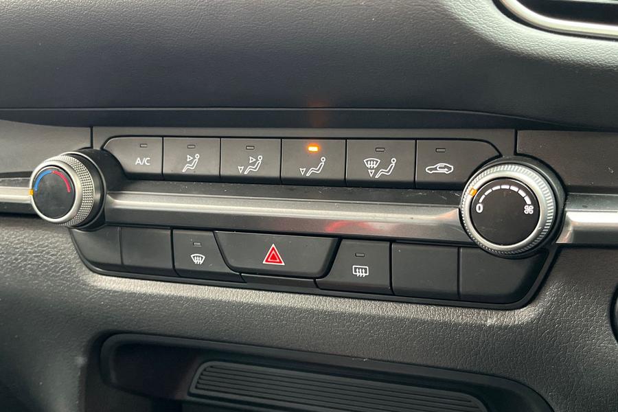 Mazda CX-30 Photo autoimg-15c1723b5bb61ef1f368b845dc159562361c98df.jpg