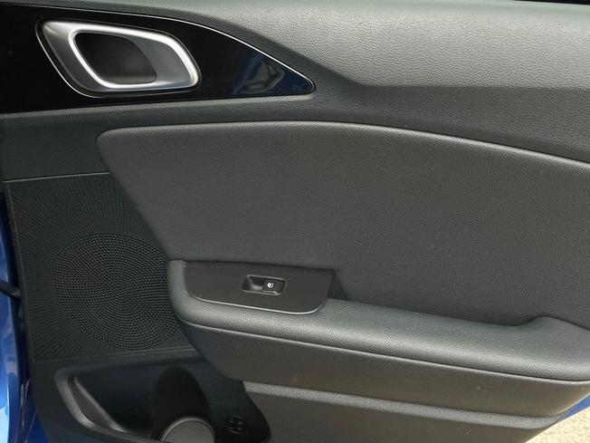 KIA Ceed Photo 31