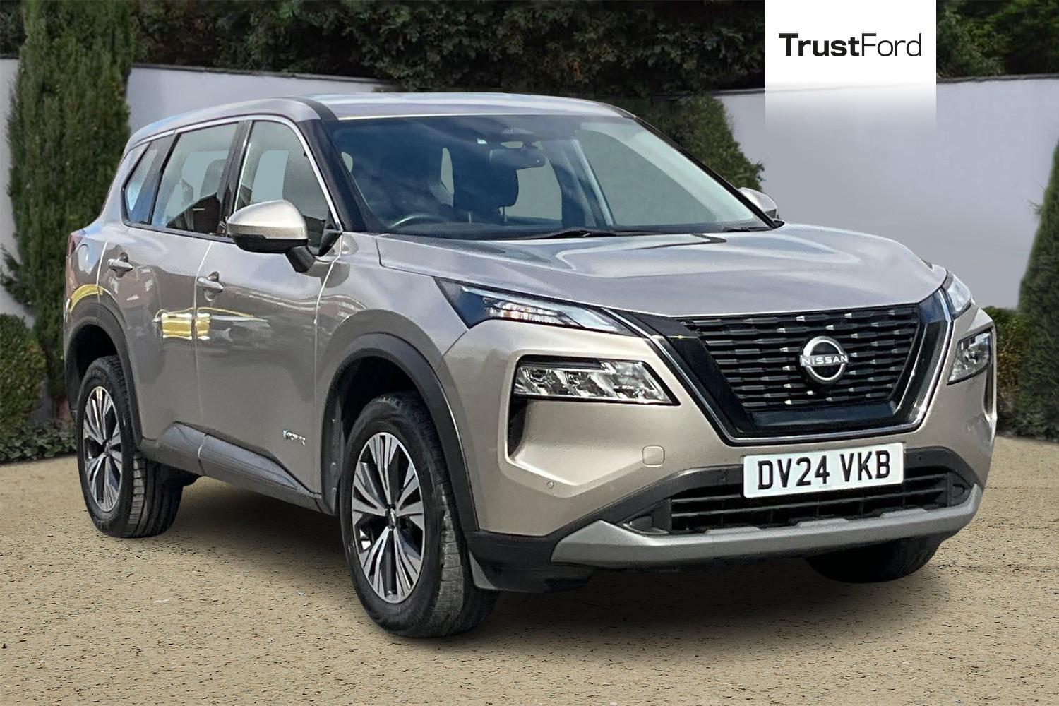 Nissan X-TRAIL Photo 0