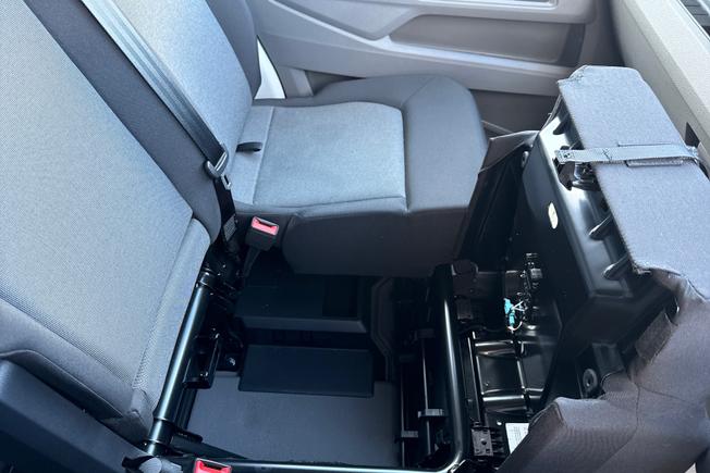VOLKSWAGEN Crafter Photo 31