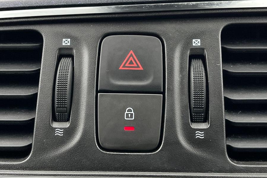 Renault KADJAR Photo autoimg-15c7fd8b843154c71eea01f7391a64dc306eec43.jpg