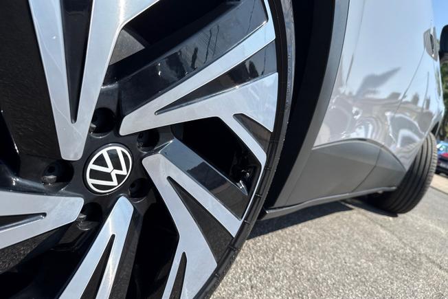 VOLKSWAGEN ID.4 Photo 22