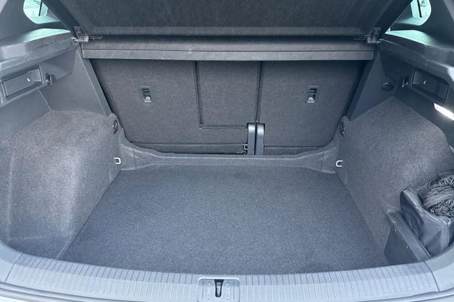 VOLKSWAGEN Tiguan Photo 12