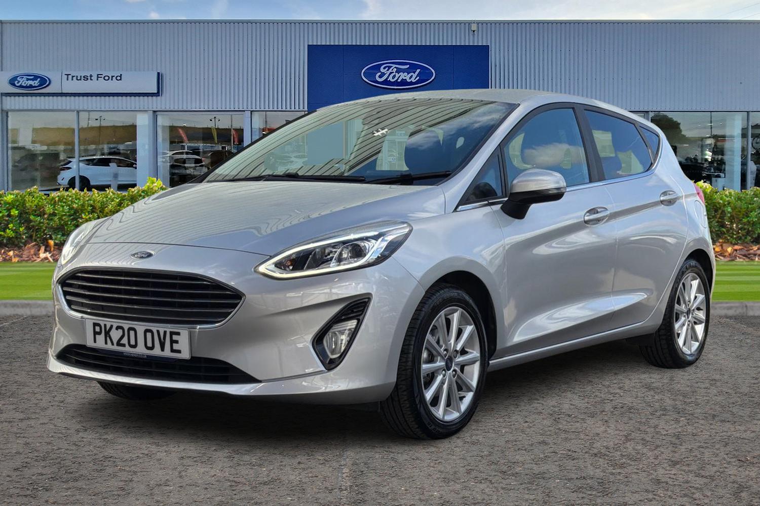 Ford FIESTA Photo 4