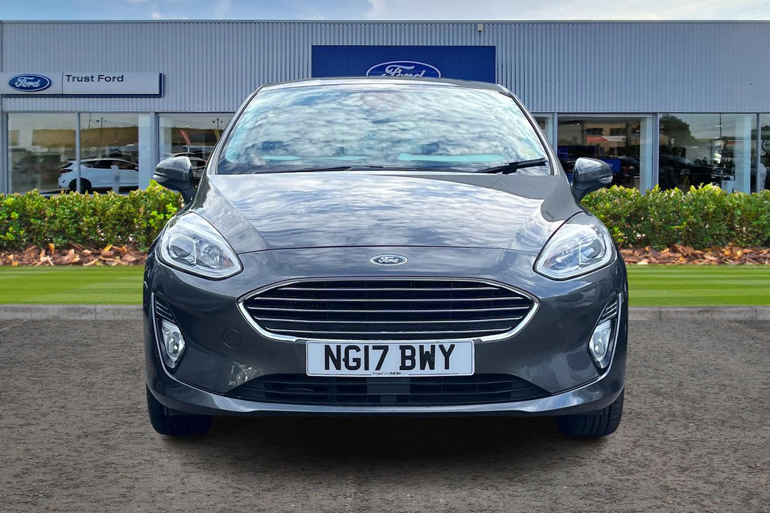 Ford FIESTA Photo 5