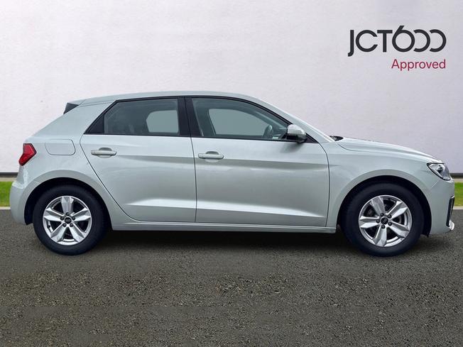 Audi A1 Photo 4