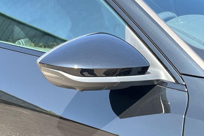 AUDI E-Tron Photo 20