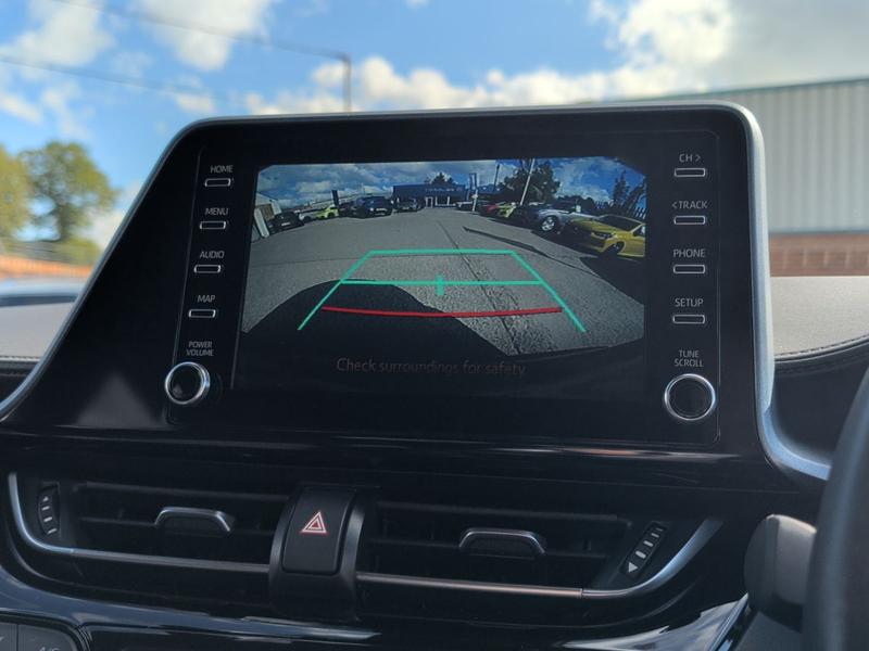 Used Toyota C-HR NV21USD 22