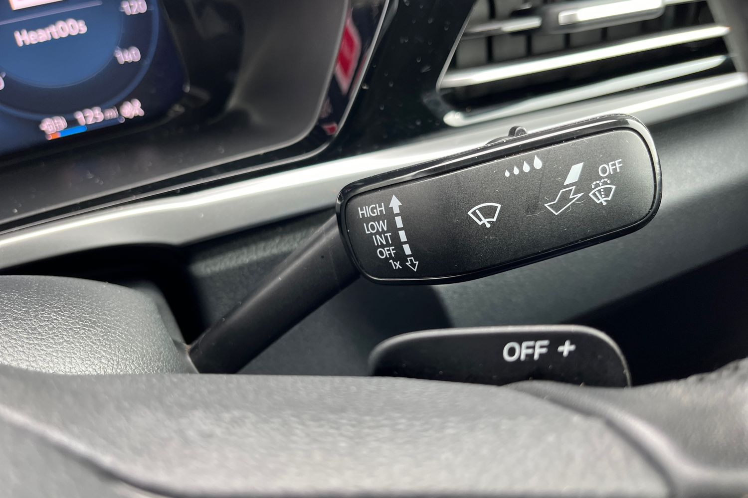 Ford TRANSIT CONNECT Photo 23