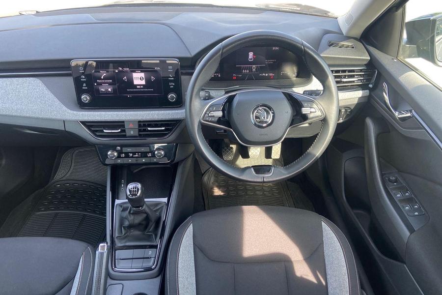 Skoda SCALA Photo autoimg-15deb83f1e542368fc4c5783b69db73a6c1e6171.jpg