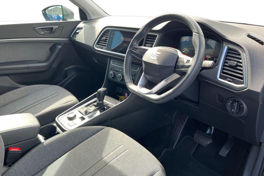 SEAT ATECA Photo autoimg-15df08b7caf9217ca1a6546cc6fcd78a046e348c.jpg